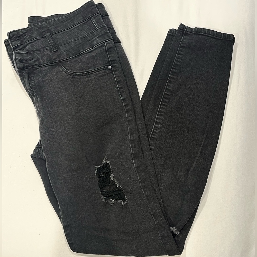 Black Distressed Jeans